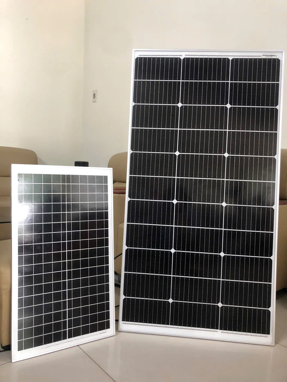 Tấm Pin Năng Lượng Mặt trời 100W